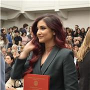 Laureata con il massimo dei voti impartisco lezioni di italiano, latino, storia a studenti di scuole medie e superiori